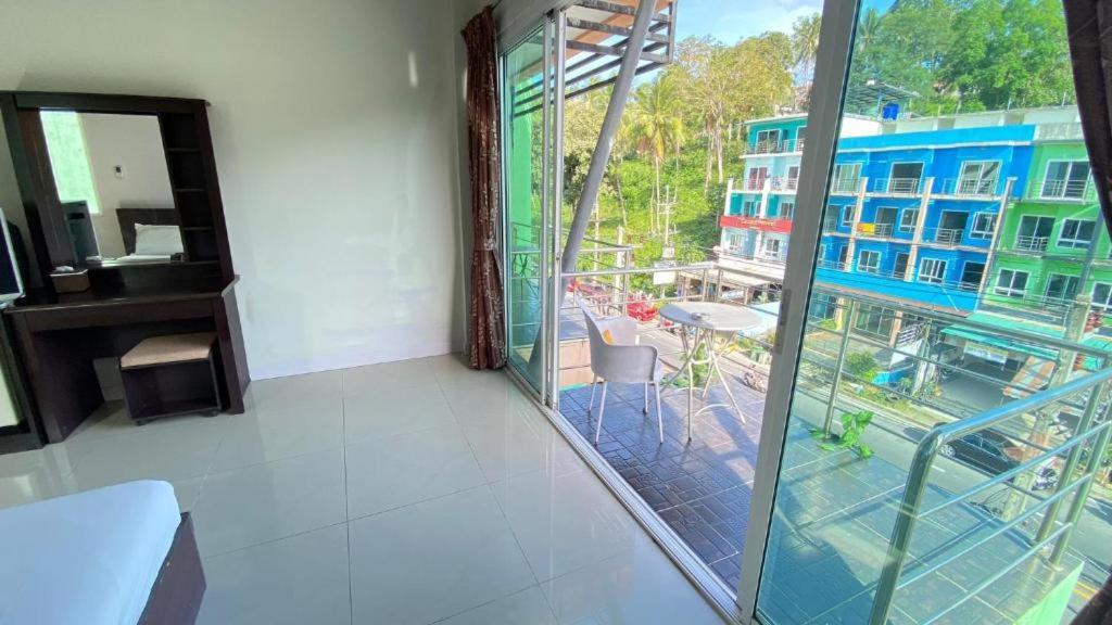 Sweet Dream Hotel Patong Phuket Exterior photo
