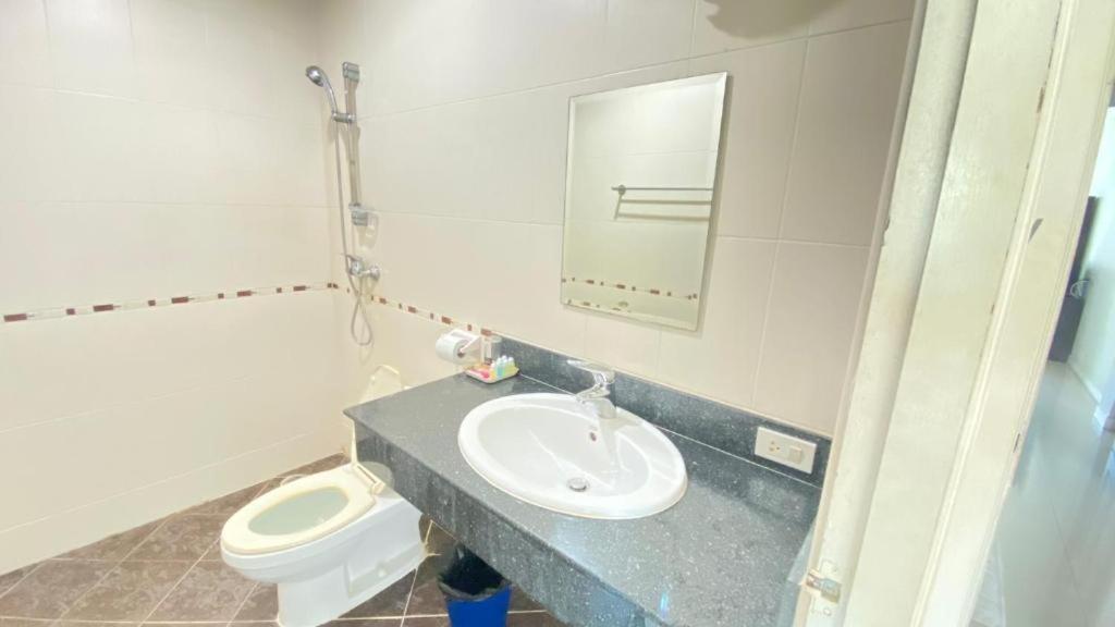 Sweet Dream Hotel Patong Phuket Exterior photo